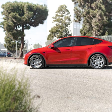 Red Multi-Coat Tesla Model Y – UP CYBRHEX Forged Wheels in Satin Titanium