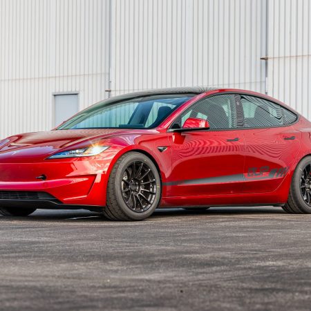 Ultra Red Tesla Model 3 Performance – UP-03 Forged Wheels In Gloss Black