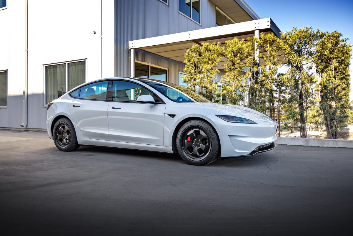 Pearl White Multi-Coat 2024 Tesla Model 3 Performance – UP.FIT Forged PD Wheels in Satin Black