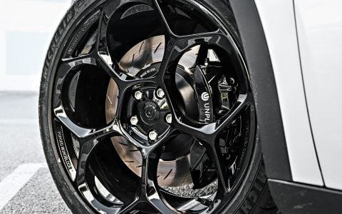 Tesla Model Y 21 inch gloss black UP-05 forged wheels big brake bit bbk unplugged performance 1920px image (12)