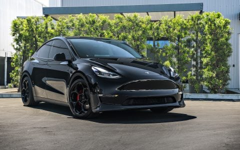 Tesla Model Y with Carbon Aero Parts on 21 inch UP-03 Forged Wheels In Gloss Black