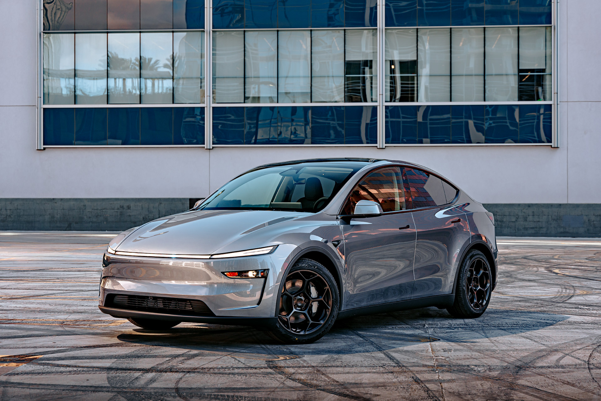 Quicksilver 2026 Tesla Model Y Launch Edition UP 05 Forged Wheels In Quicksilver 2026 Tesla Model Y Launch Edition UP 05 Forged Wheels In