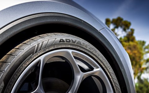 Tesla Model Y Juniper with Satin Titanium 21 inch UP-05 Forged Wheels