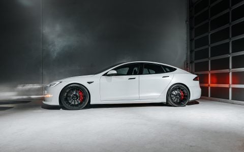 White Tesla Model S Plaid with Koenigsegg Carbon Fiber Spoiler on UP-03 Forged Wheels in Gloss Black