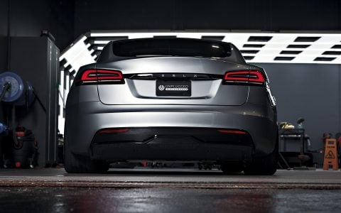 Lunar Silver Tesla Model S Plaid with UP-03 Forged Wheels in Satin Black