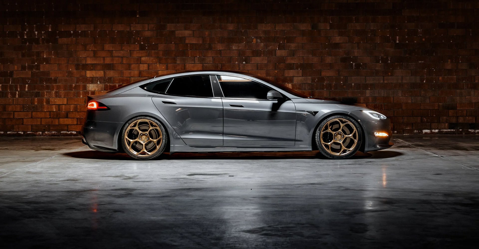 Aftermarket Forged, Carbon Fiber & Racing Wheels 