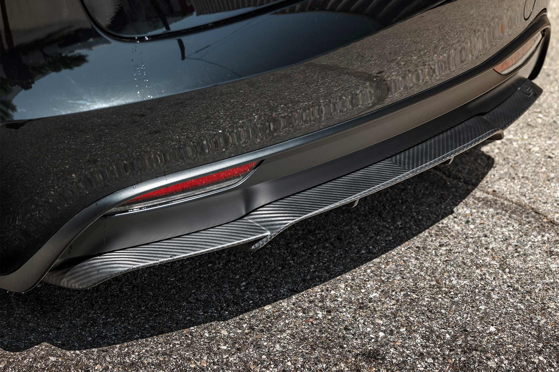 Tesla Model 3 (2024+) Carbon Fiber Rear Diffuser Trim Extension