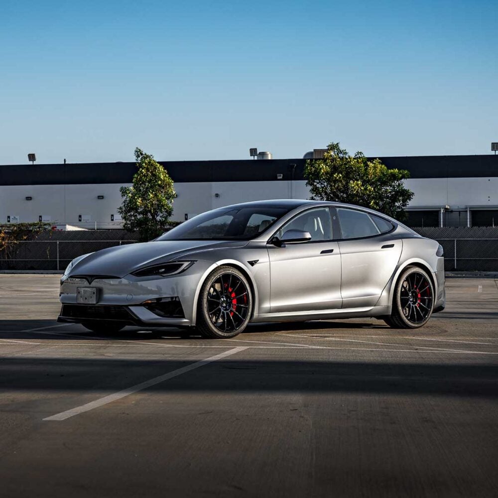 Tesla Model S 21-Inch UP Forged UP-03 Wheel and Tire Package