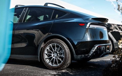Diamond Black Tesla Model Y Long Range on 19-Inch UP Forged UP-03 Wheels in Satin Titanium