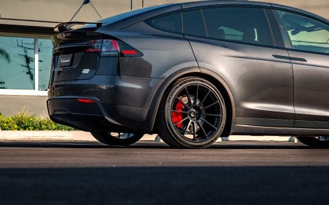 Stealth Gray Tesla Model X on 22-Inch UP Forged UP-03 Wheels 4 Stealth Gray Tesla Model X on 22-Inch UP Forged UP-03 Wheels Image 8