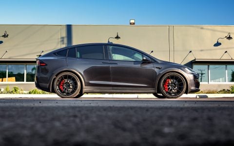 Stealth Gray Tesla Model X on 22-Inch UP Forged UP-03 Wheels 5 Stealth Gray Tesla Model X on 22-Inch UP Forged UP-03 Wheels Image 9