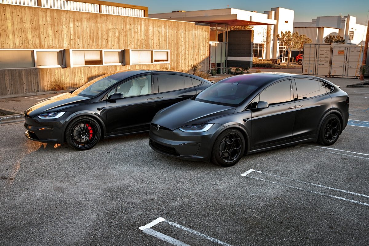 Dual Tesla Model X On UP Forged UP-03 & UP-05 Wheels