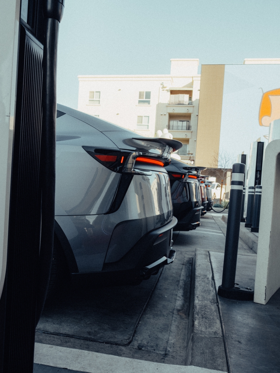 Tesla Model Y Performance Owners Take Over Tesla Diner for a UP Community Meetup 7 Unplugged Performance Juniper Model Y Performance at Tesla Diner-16_1200px