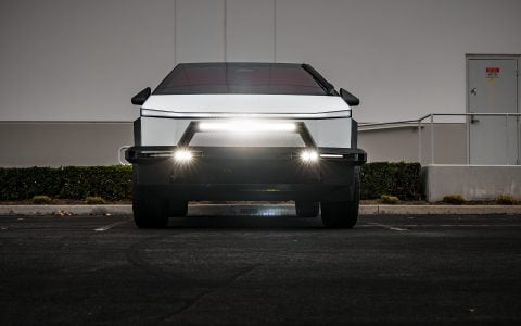 White Tesla Cybertruck with UP INVINCIBLE Steel Front Bull Bar and Rock Sliders 7 White Tesla Cybertruck with UP INVINCIBLE Steel Front Bull Bar and Rock Sliders