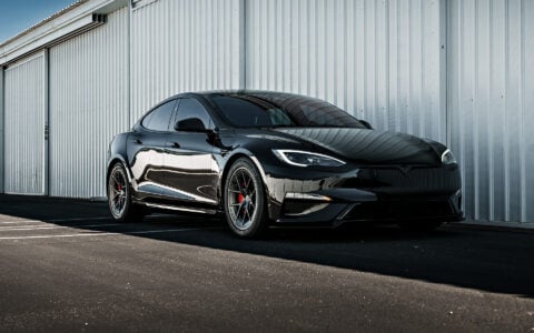 Diamond Black Tesla Model S on 19-Inch UP-RW FF Wheels