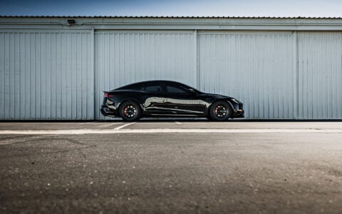 Diamond Black Tesla Model S on 19-Inch UP-RW FF Wheels