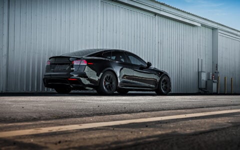 Diamond Black Tesla Model S on 19-Inch UP-RW FF Wheels