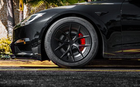 Diamond Black Tesla Model S on 19-Inch UP-RW FF Wheels
