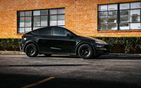 Diamond Black Tesla Model Y Juniper Long Range on 19-Inch UP-RW FF Wheels