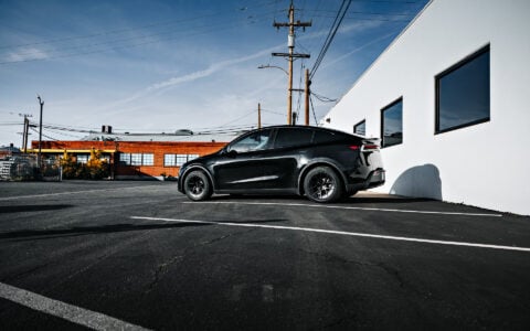 Diamond Black Tesla Model Y Juniper Long Range on 19-Inch UP-RW FF Wheels
