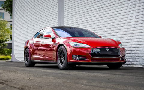 Red Tesla Model S 85D on UP-RW Flow Formed 19-inch Wheels Unplugged Performance 1920px (10)