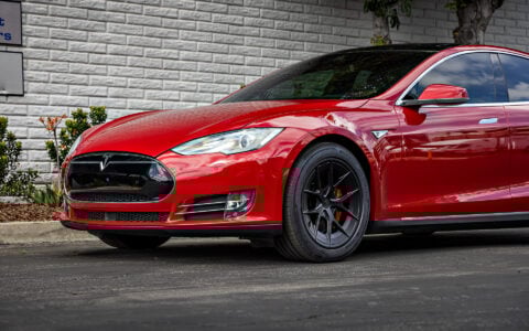 Red Tesla Model S 85D on UP-RW Flow Formed 19-inch Wheels Unplugged Performance 1920px (12)