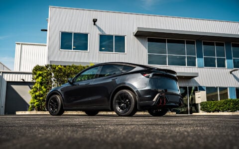 Stealth Grey Tesla Model Y on 19-Inch UP-RW FF Wheels