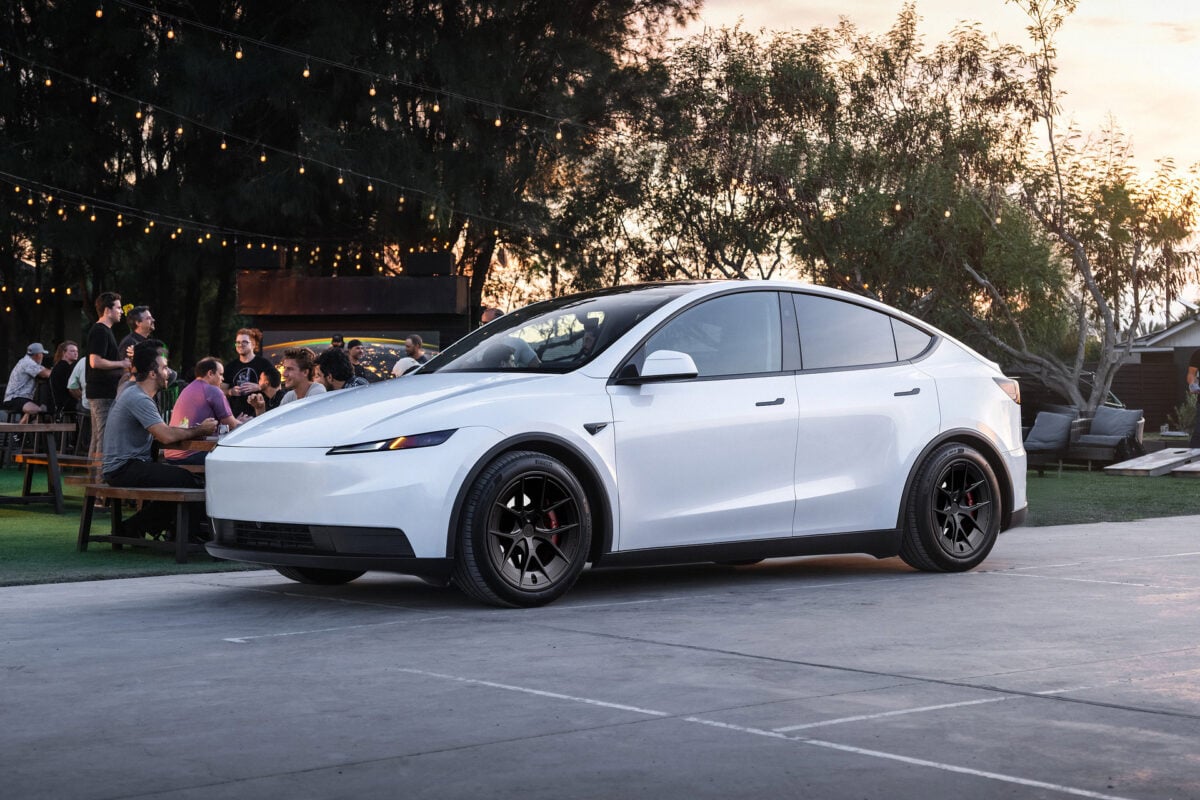 Unplugged Performance S Apex - Detailed Build Showcase Image