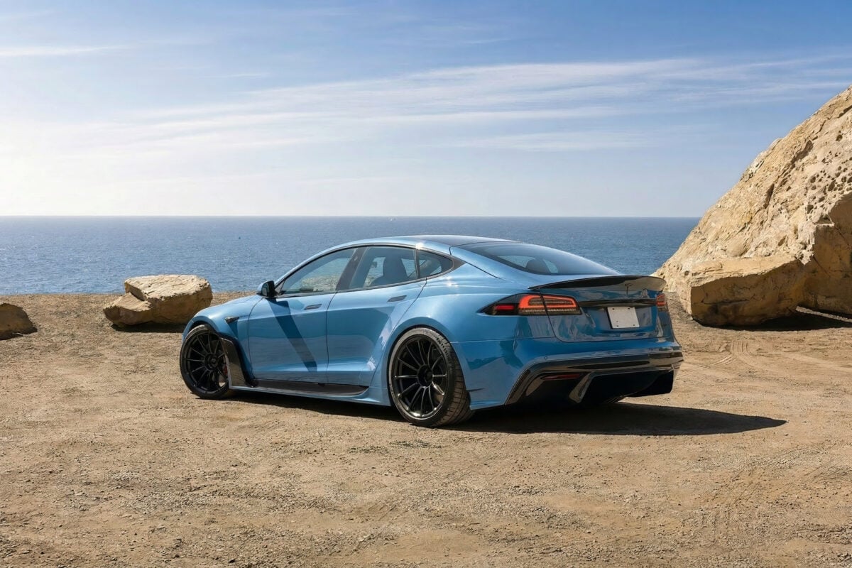 Unplugged Performance S Apex - Detailed Build Showcase Image