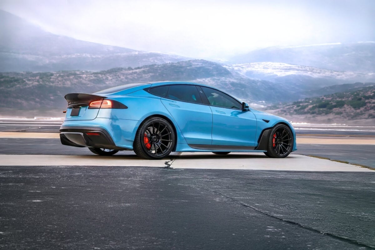 Unplugged Performance S Apex - Detailed Build Showcase Image