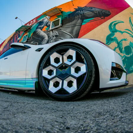 White Tesla Model S Plaid on 21-Inch UP Forged CYBRHEX Wheels