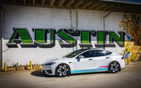 White Tesla Model S Plaid on 21-Inch UP Forged CYBRHEX Wheels 1 White Tesla Model S Plaid on 21-Inch UP Forged CYBRHEX Wheels