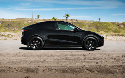 Tesla Model Y First Generation UP Forged 22-inch CYBRHEX Satin Black Wheels Unplugged Performance 1920px (10)