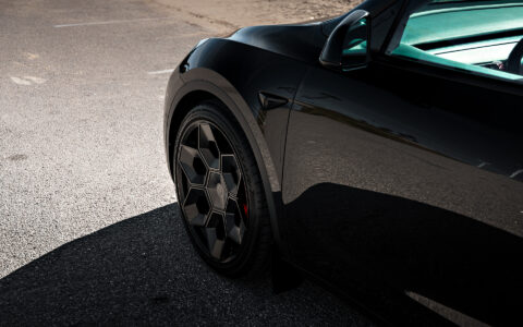 Tesla Model Y First Generation UP Forged 22-inch CYBRHEX Satin Black Wheels Unplugged Performance 1920px (2)