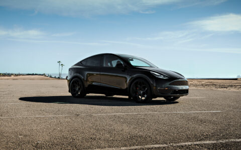 Tesla Model Y First Generation UP Forged 22-inch CYBRHEX Satin Black Wheels Unplugged Performance 1920px (7)