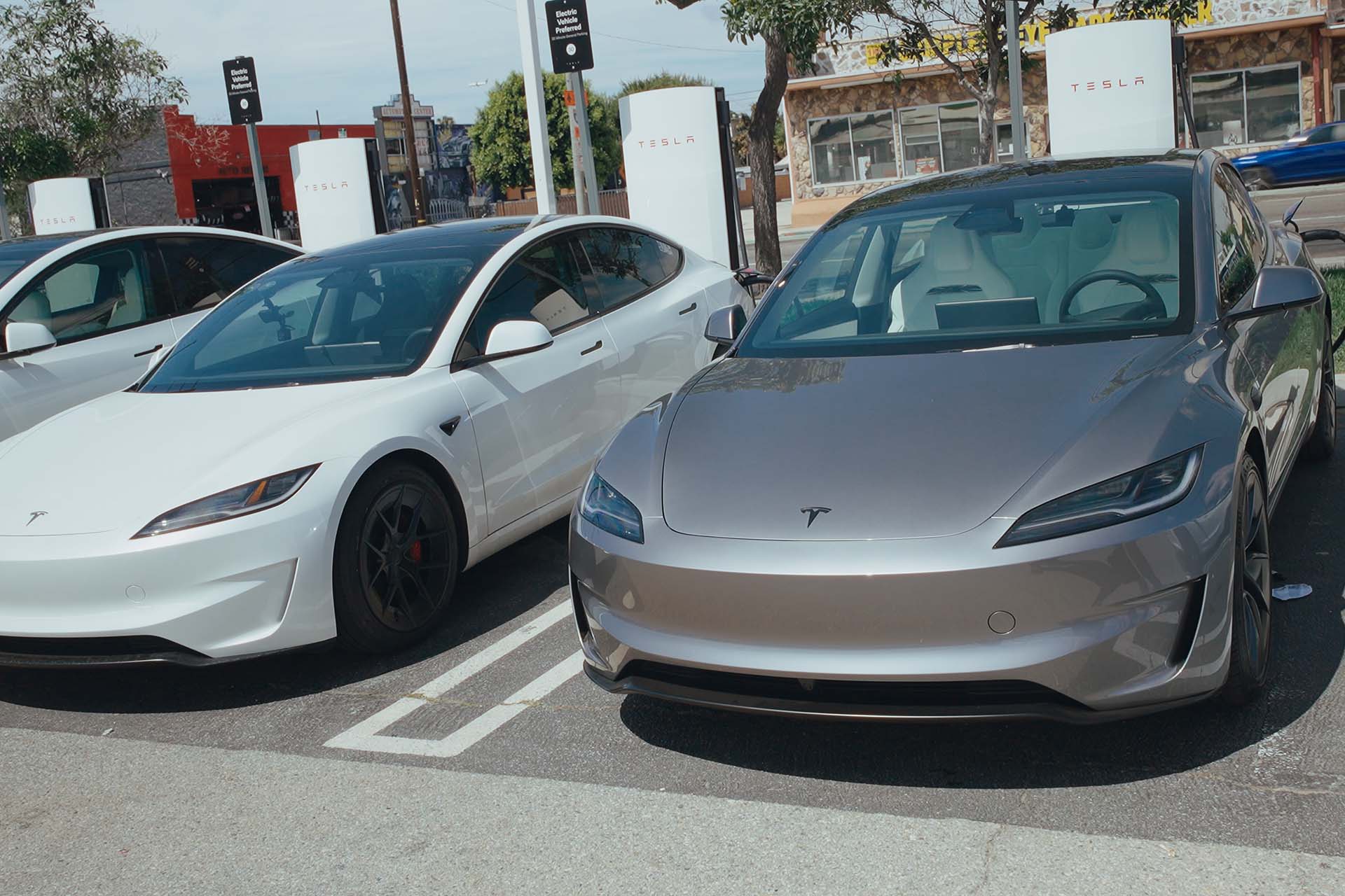 How Does a New Wheel and Tire Setup Affect Range? The Model 3 Performance Test That Made Us Rethink Staggered Fitment 2 UP-RW FF Range Test on Tesla Model 3 Performance Blog Post Unplugged Performance 10