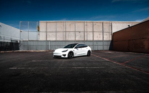 White Tesla Model 3 on 19-Inch UP Forged UP-03 Wheels 1 White Tesla Model 3 on 19-Inch UP Forged UP-03 Wheels