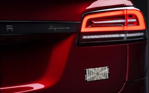 tesla-model-s-signature-applique