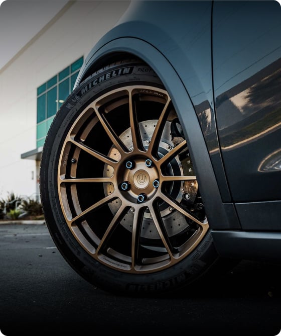 Tesla Model X with UP-03 Wheels
