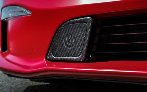 Red 2023 Tesla Model S Plaid UP Forged UP-03 Race Spec Wheels Carbon Ceramic Brakes and Trunk Spoiler Unplugged Performance 1920px (13)