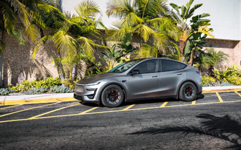 Stealth PPF Quicksilver Tesla Model Y Juniper on UP-RW 19x8.5 ET 32 Forged Wheels and Aero Kit Unplugged Performance 12