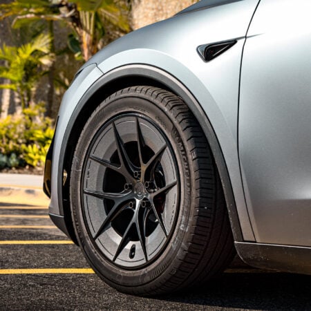 Tesla Model Y Performance Juniper on UP-RW 19-Inch Wheels