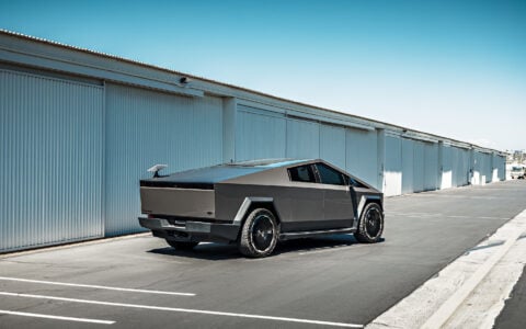 Tesla Cybertruck UP Forged CYBRDISC 24-Inch Wheels Unplugged Performance 5