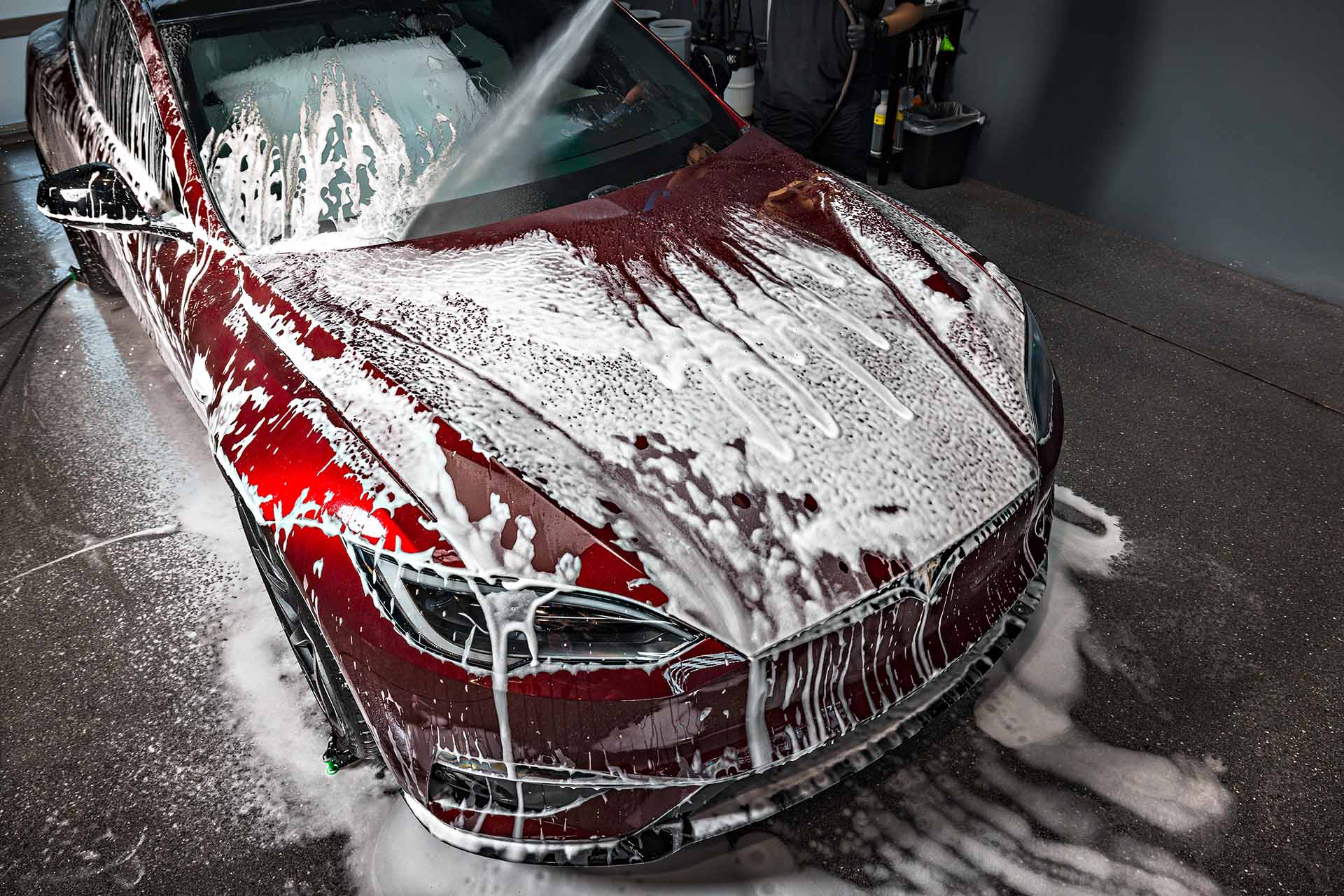 Protecting Franz von Holzhausen’s Tesla Model S Plaid Signature Edition #001 6 Tesla Model S Plaid Signature Edition 001 Decontamination Wash