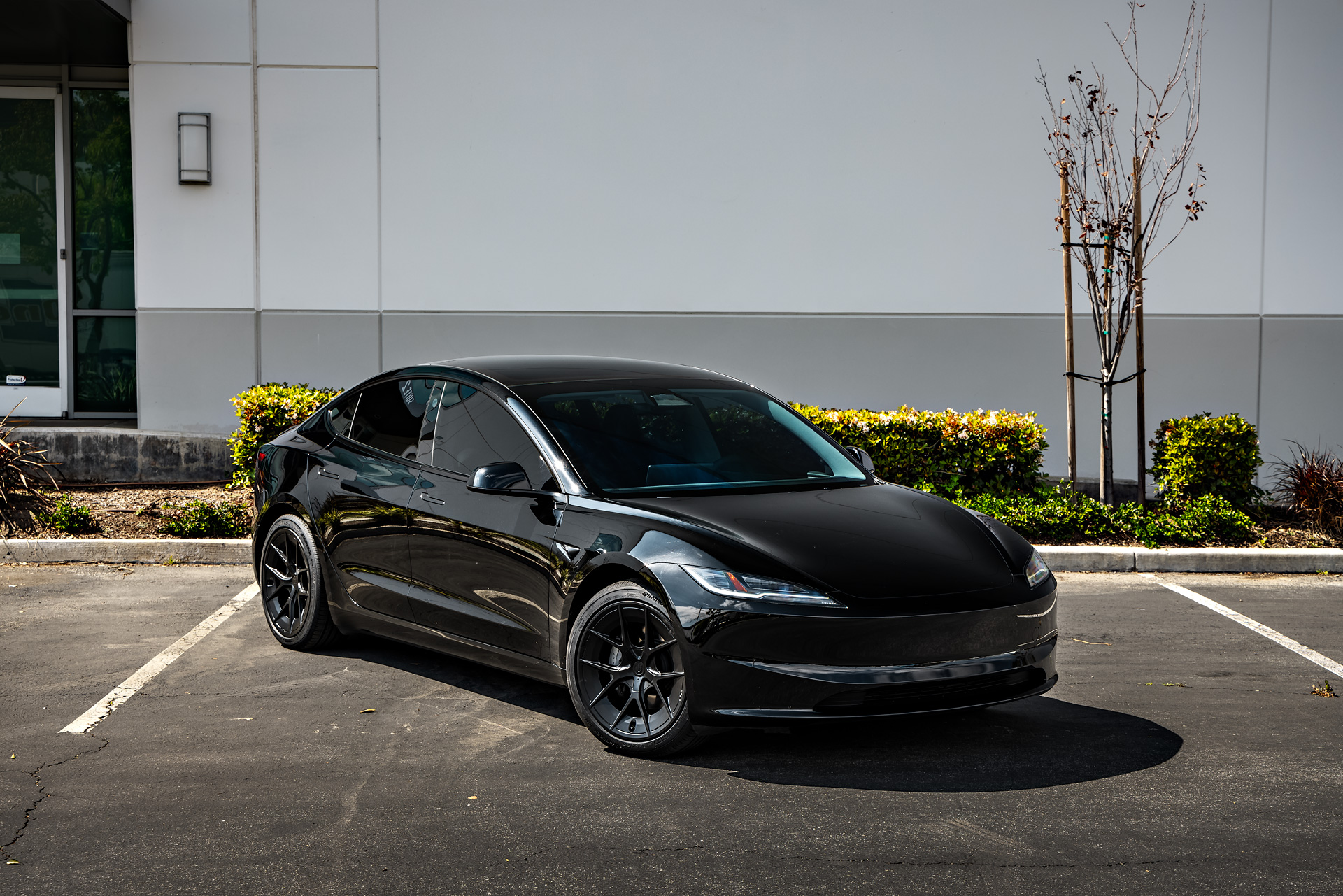 Long-Awaited UP-RW FF Wheels Are In Stock and Shipping Now 3 Black Tesla Model 3 Long Range Highland on UP-RW Flow Formed 19-Inch Wheels Unplugged Performance 1920px (11)