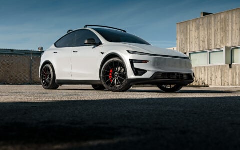 2026 Tesla Model Y Performance Juniper Gets UP-03 Forged Wheels and a Full Aero Upgrade 8 Tesla Model Y Performance Juniper Full Aero Kit Unplugged Performance 1(1)