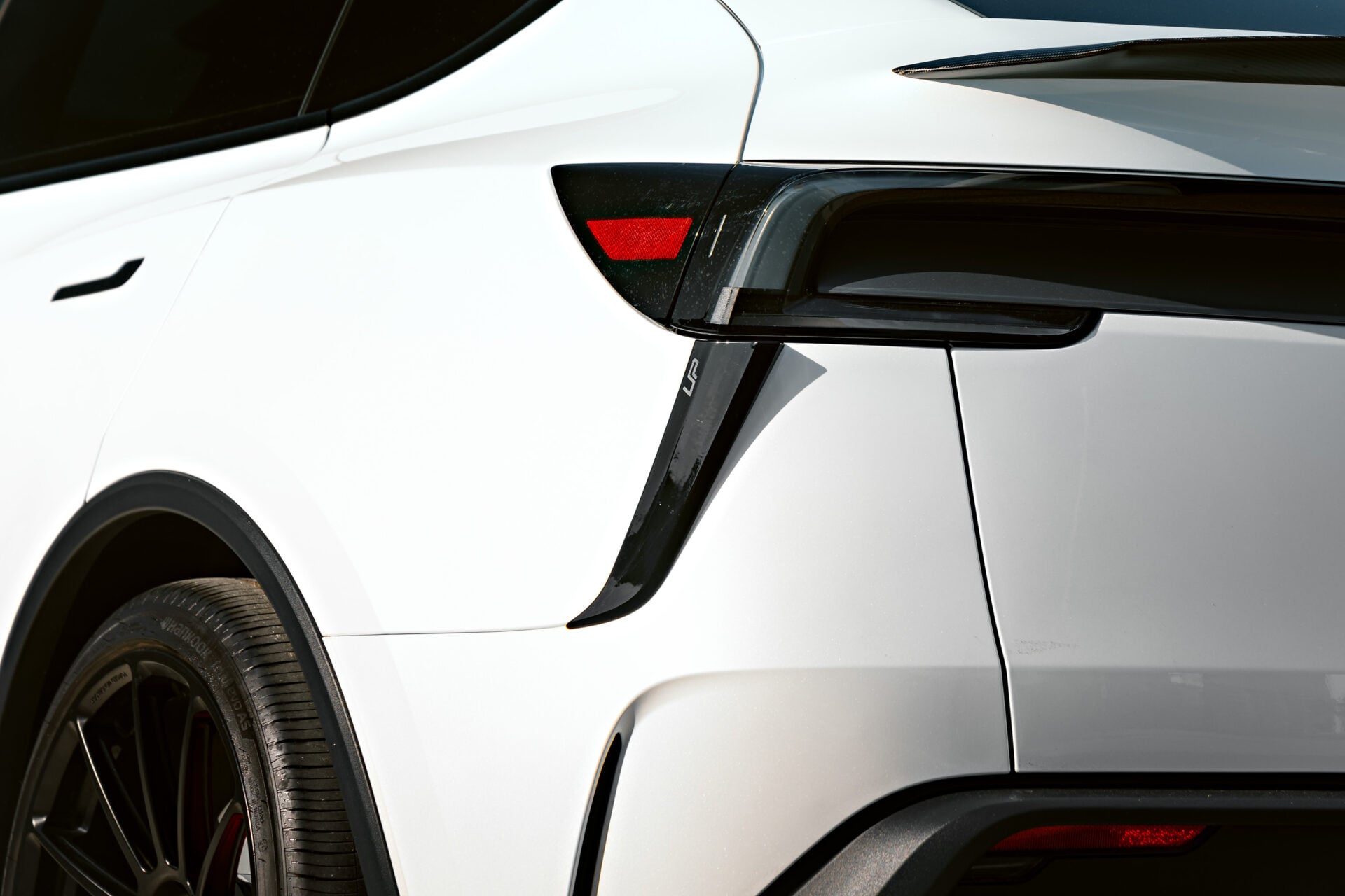 2026 Tesla Model Y Performance Juniper Gets UP-03 Forged Wheels and a Full Aero Upgrade 6 Tesla Model Y Performance Juniper Full Aero Kit Unplugged Performance 7
