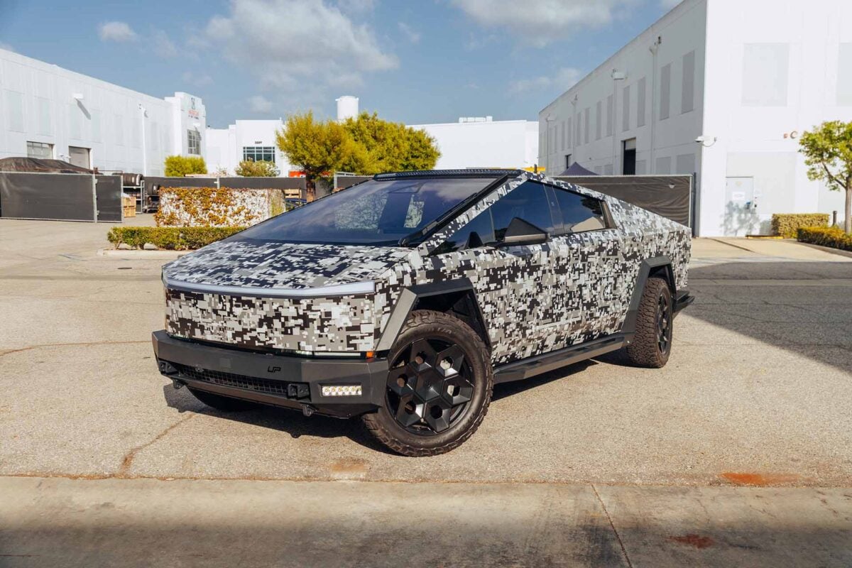 Digital Camo Tesla Cybertruck on 22-Inch UP Forged CYBRHEX Wheels