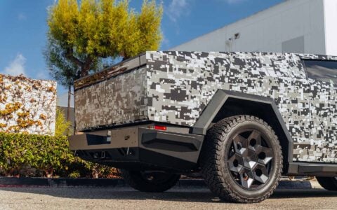 Digital Camo Tesla Cybertruck on 22-Inch UP Forged CYBRHEX Wheels 7 Digital Camo Wrapped Tesla Cybertruck UP Forged CYBRHEX Wheels Unplugged Performance 9