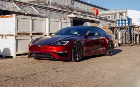 Tesla Model S Plaid Signature with UP Suspension Upgrades 3 Signature Model S Plaid GT Rear Strut Tower Brace Showcase-1(1)